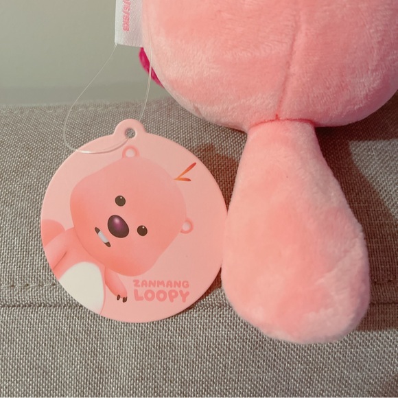 Loopy Pineapple Plushie - Picture 4 of 9